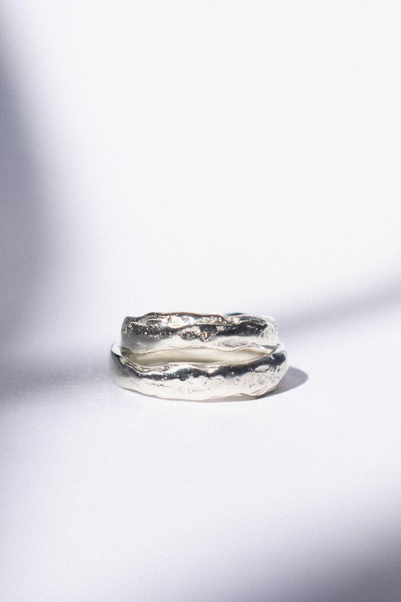 BOUND IN WHITE GOLD - ANYOTHERKINGDOM