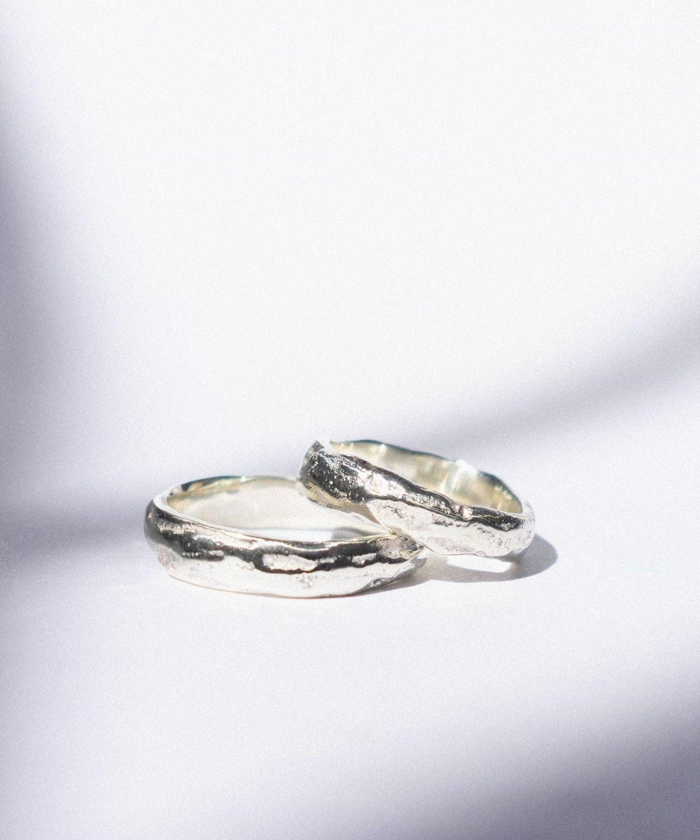 BOUND IN WHITE GOLD - ANYOTHERKINGDOM